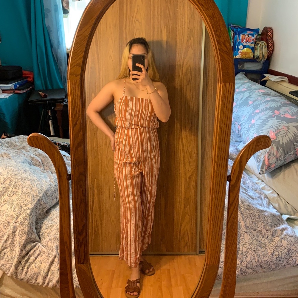 Jumpsuit - Picture 2 of 4